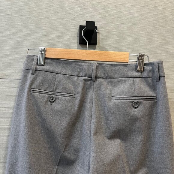 NWT- Theory flared leg pant, low rise, Emery Light Heather gray, Size 6 - Picture 2 of 6